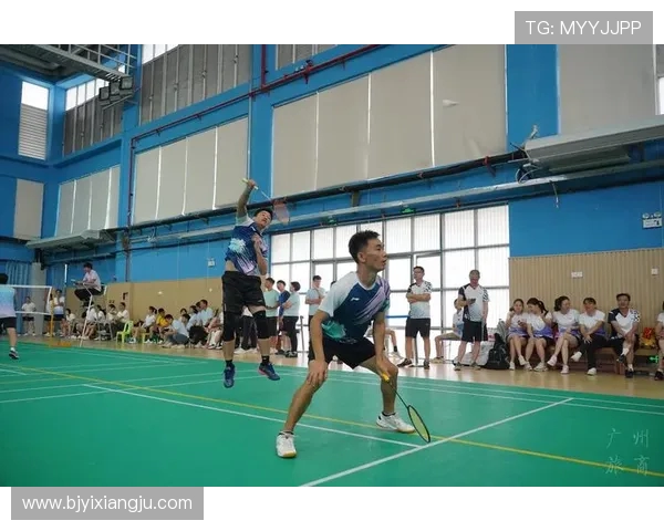 羽毛球的魅力与实力：深入广州羽毛球队的训练与成长之路